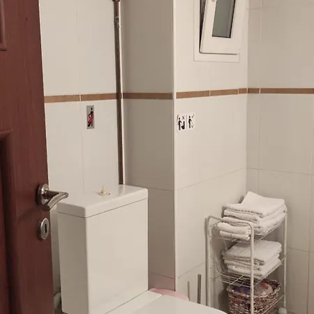 Elegant Luminous Downtown Appartamento